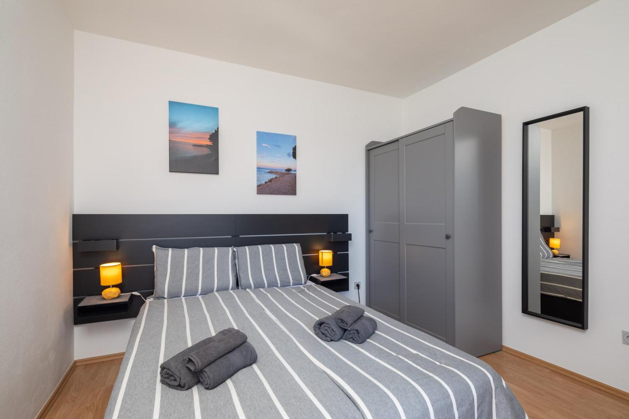 Sunshine Suites Omiš Eksteriør billede