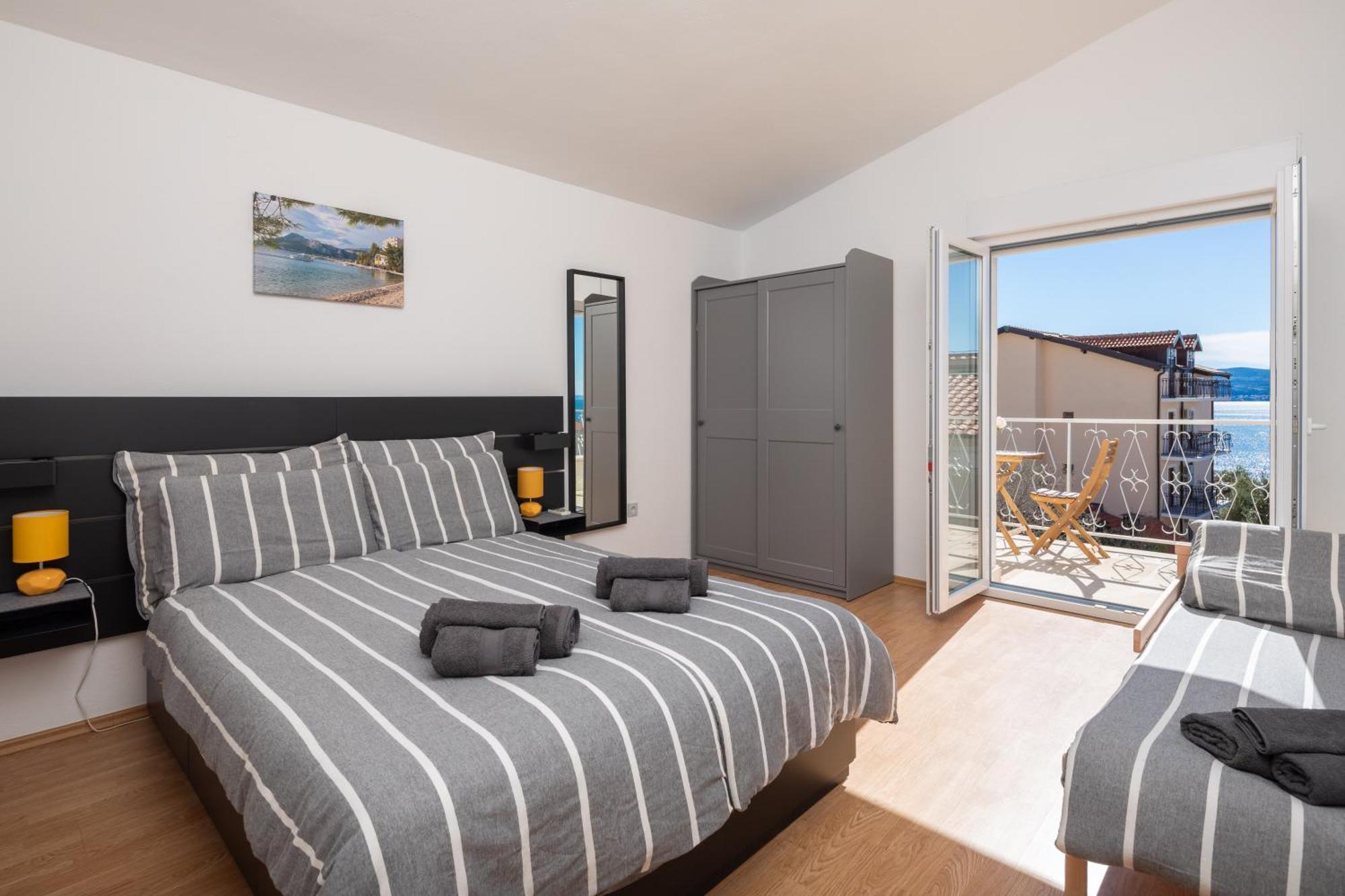 Sunshine Suites Omiš Eksteriør billede