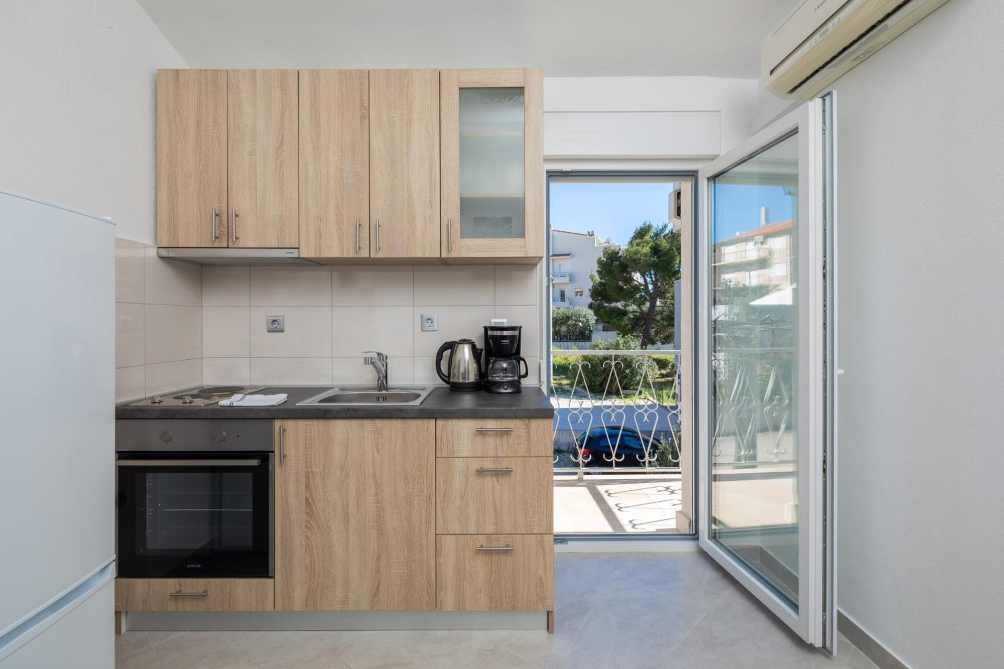 Sunshine Suites Omiš Eksteriør billede