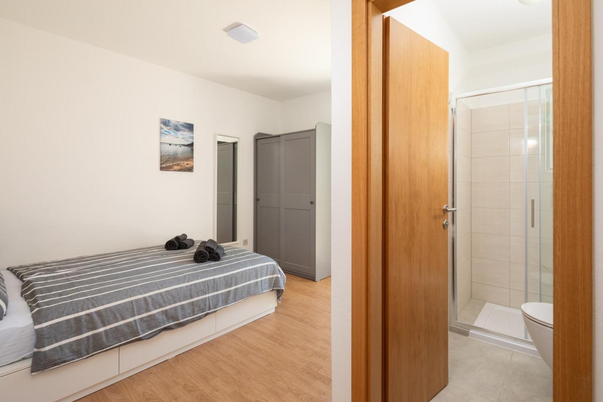Sunshine Suites Omiš Eksteriør billede