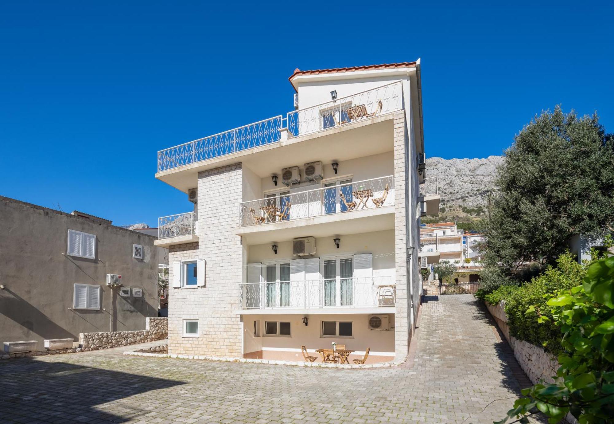 Sunshine Suites Omiš Eksteriør billede