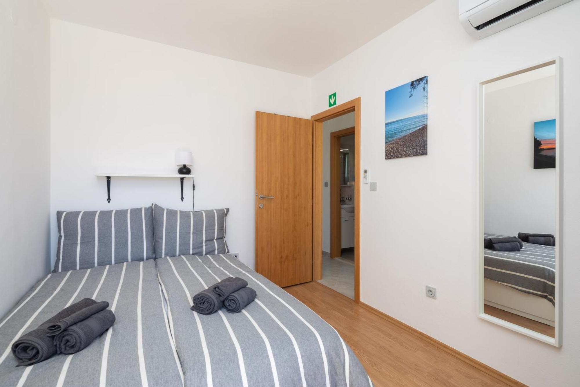 Sunshine Suites Omiš Eksteriør billede