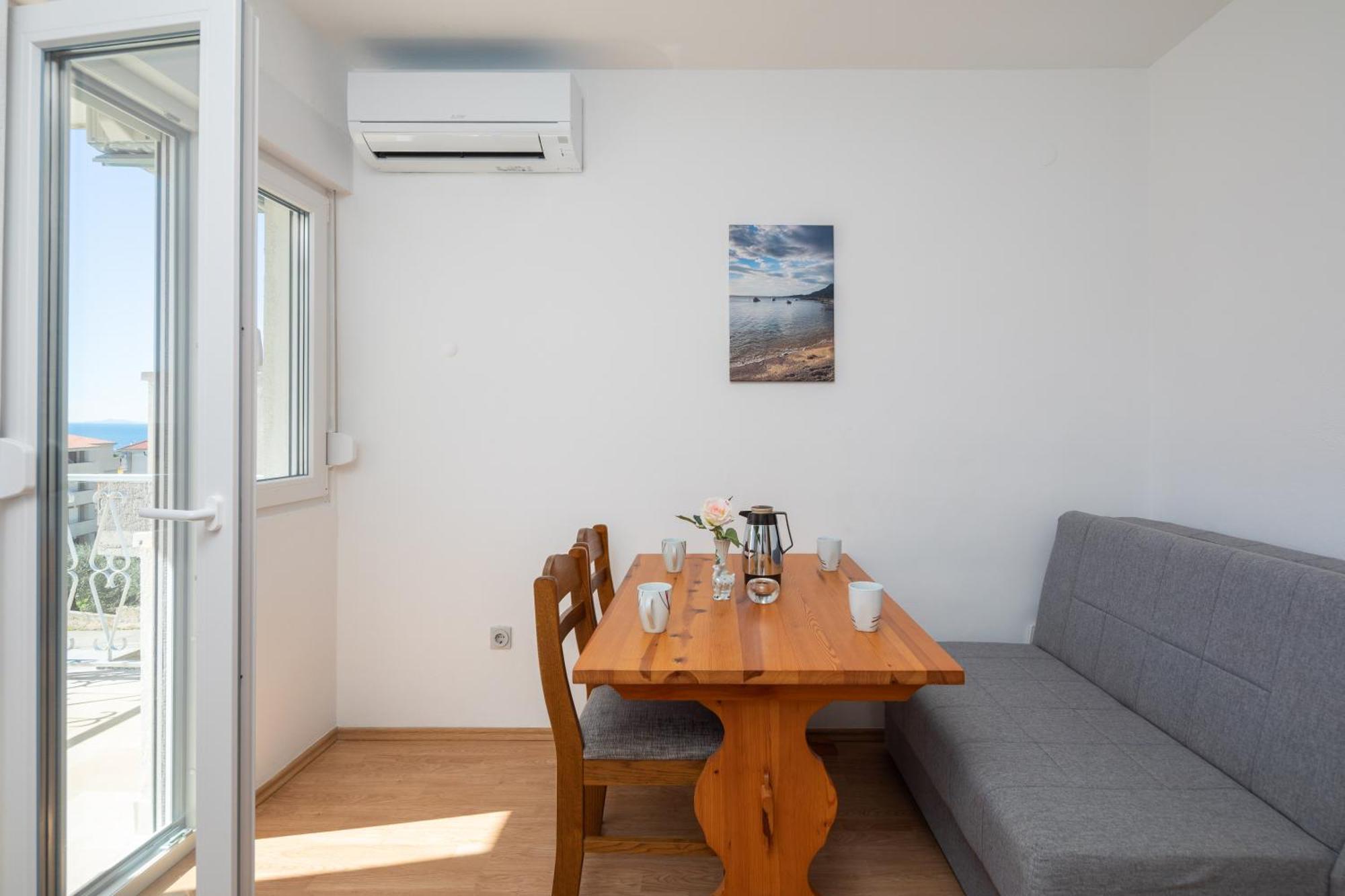 Sunshine Suites Omiš Eksteriør billede