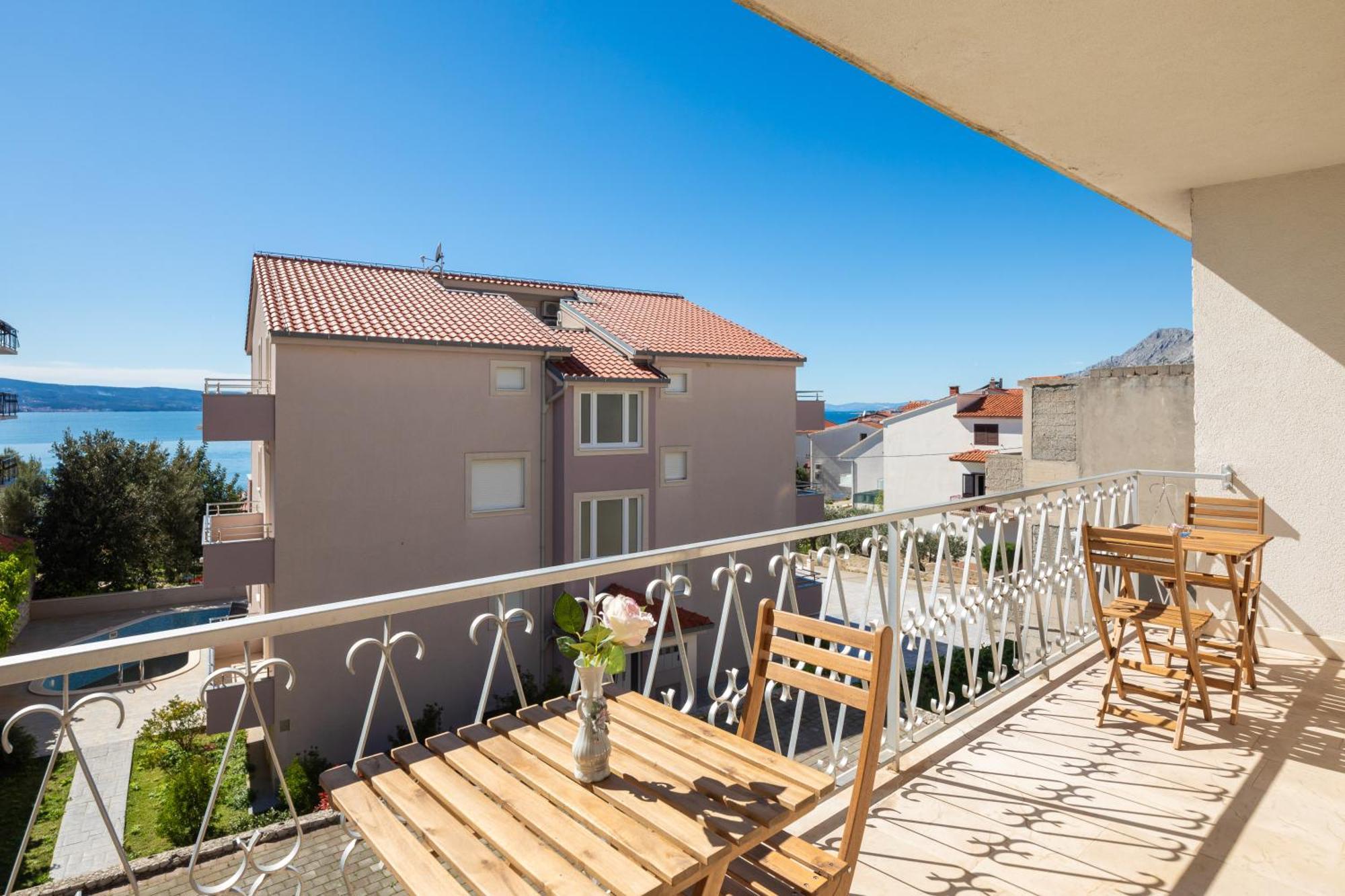 Sunshine Suites Omiš Eksteriør billede